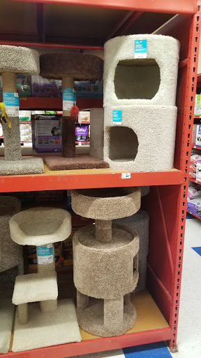 Pet Supply Store «Petco Animal Supplies», reviews and photos, 300 Hylan Dr, Rochester, NY 14623, USA
