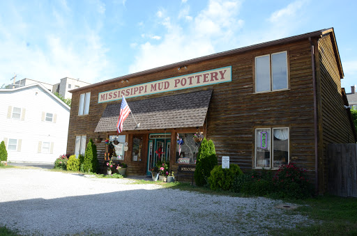 Pottery Store «Mississippi Mud Pottery», reviews and photos, 310 E Broadway, Alton, IL 62002, USA