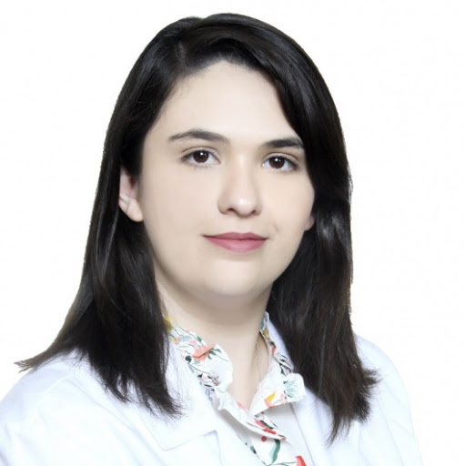 Dra. Alejandra Garza Flores, Oncólogo pediátrico