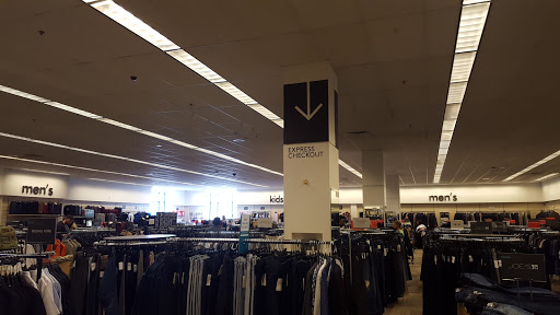 Department Store «Nordstrom Rack Downtown San Francisco», reviews and photos, 555 9th St, San Francisco, CA 94103, USA