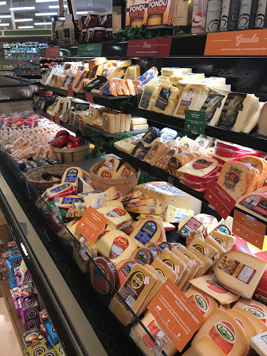 Grocery Store «Lowes Foods on Tryon Road», reviews and photos, 6430 Tryon Rd, Cary, NC 27513, USA