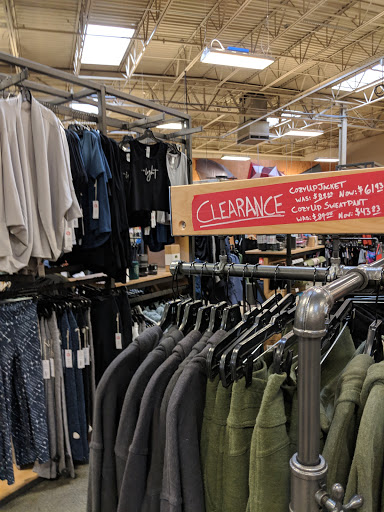 Camping Store «REI», reviews and photos, 970 W Eisenhower Pkwy, Ann Arbor, MI 48103, USA