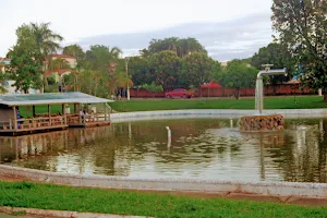 Lago da Rodoviária image