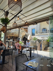 Atmosphère du Restaurant La Villa à Argelès-sur-Mer - n°2