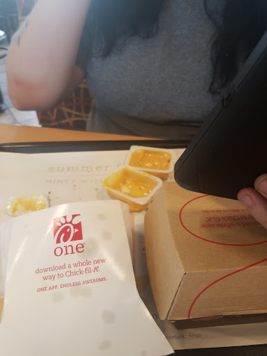 Fast Food Restaurant «Chick-fil-A», reviews and photos, 256 W Lee Hwy, Warrenton, VA 20186, USA