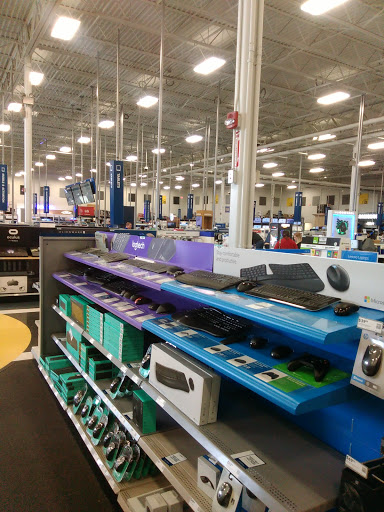 Electronics Store «Best Buy», reviews and photos, 2117 N Prospect Ave, Champaign, IL 61822, USA