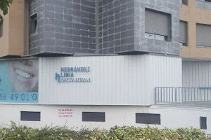 Clínica Dental e Implantológica Hernández y Limia image