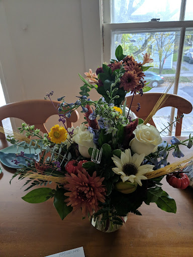 Florist «Ithaca Flower Shop», reviews and photos, 1201 N Tioga St, Ithaca, NY 14850, USA