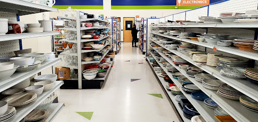 Thrift Store «Goodwill», reviews and photos, 14500 15th Ave NE, Shoreline, WA 98155, USA