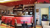 Atmosphère du Restaurant Resto'bar du Trianon à Romainville - n°1