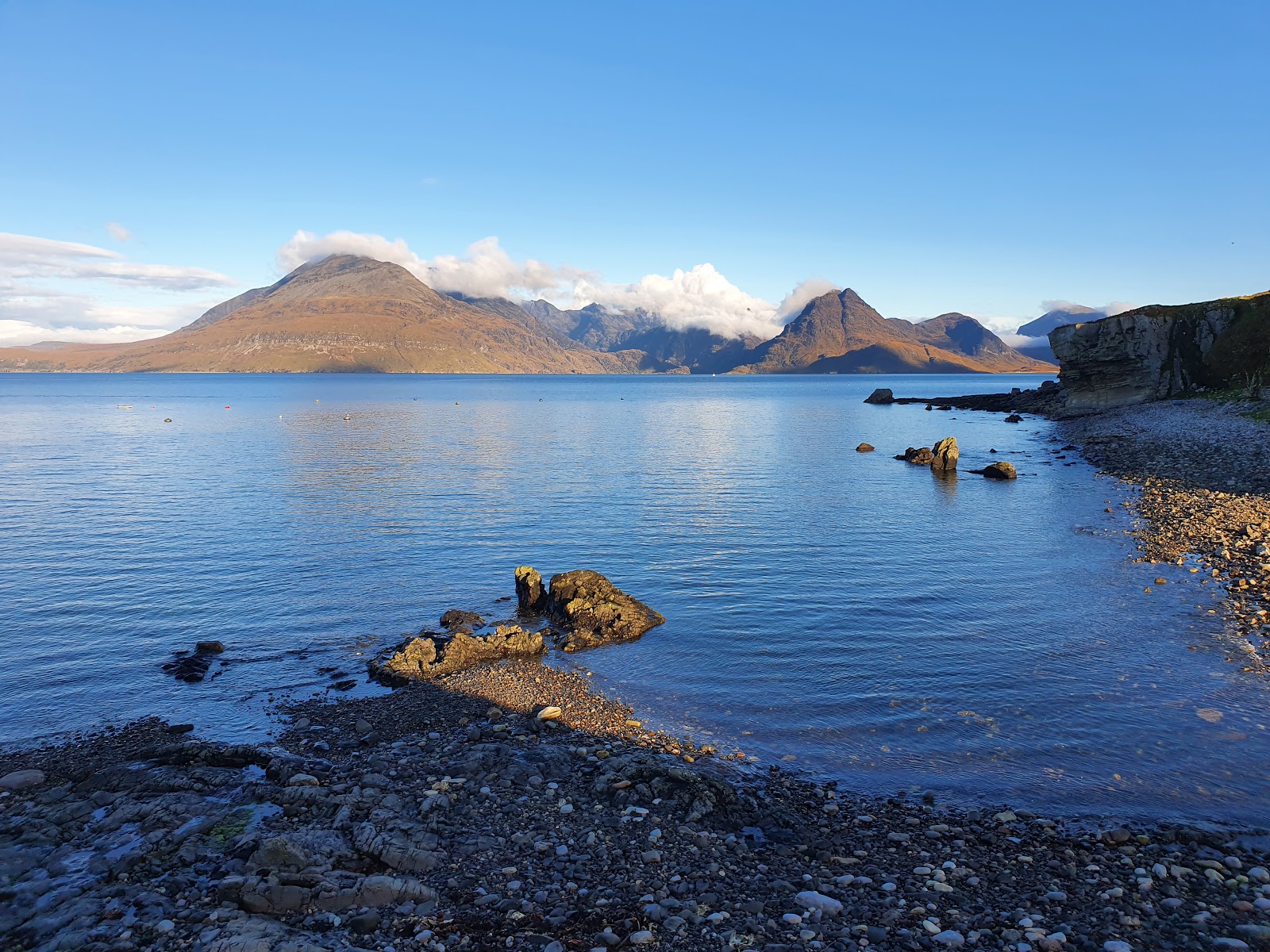 Photo of Elgol Beach backed by cliffs