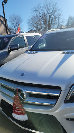 Used Car Dealer «Bergenfield Auto Mall», reviews and photos, 355 S Washington Ave, Bergenfield, NJ 07621, USA