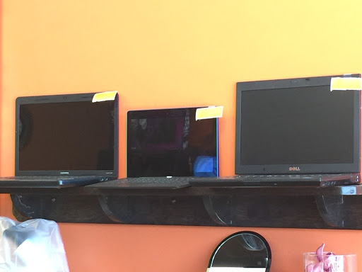 Pawn Shop «Chesapeake Square Pawn», reviews and photos, 2125 Starmount Pkwy #123, Chesapeake, VA 23321, USA