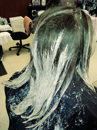 Beauty Salon «Studio 214 Nails & Beauty», reviews and photos, 2695 N Haven Blvd #5, Cuyahoga Falls, OH 44223, USA