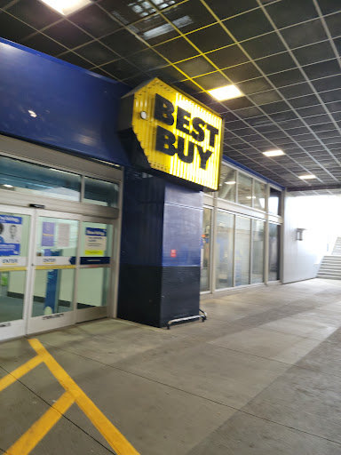 Electronics Store «Best Buy», reviews and photos, 330 NE Northgate Way, Seattle, WA 98125, USA