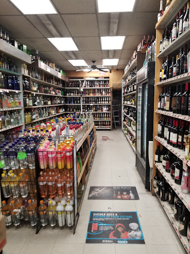 Liquor Store «Payless Discount Liquor», reviews and photos, 117 Dreiser Loop, Bronx, NY 10475, USA