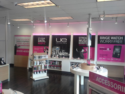 Cell Phone Store «T-Mobile», reviews and photos, 60 Essex St, Rochelle Park, NJ 07662, USA