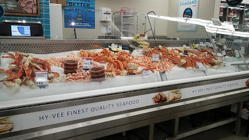 Supermarket «Hy-Vee», reviews and photos, 1403 N Veterans Pkwy, Bloomington, IL 61704, USA