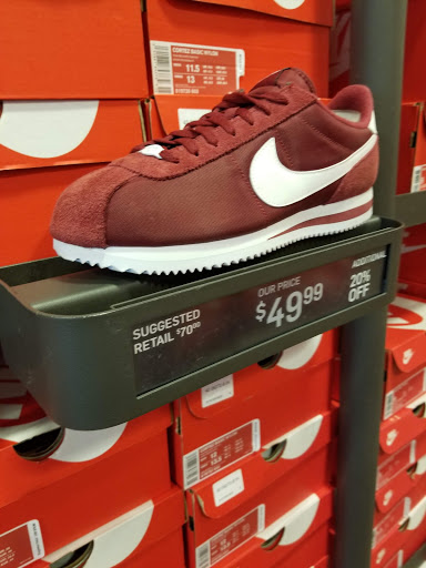 Sporting Goods Store «Nike Factory Store», reviews and photos, 1000 PA-611 #120, Tannersville, PA 18372, USA