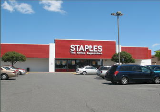 Staples, 2003 Plank Rd, Fredericksburg, VA 22401, USA, 
