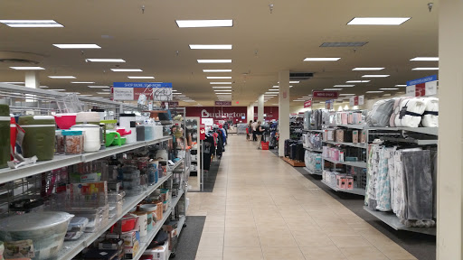 Clothing Store «Burlington Coat Factory», reviews and photos, 1716 Jantzen Beach Center, Portland, OR 97217, USA