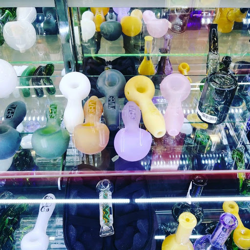 Tobacco Shop «Pine-Apple Xpress Smoke Shop Vape Shop, & Hookahs Sugar Land», reviews and photos, 10701 W Bellfort Ave b182, Houston, TX 77099, USA