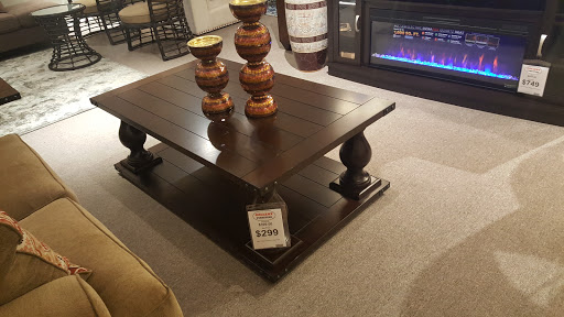 Furniture Store «Gallery Furniture», reviews and photos, 770 E Altamonte Dr, Altamonte Springs, FL 32701, USA