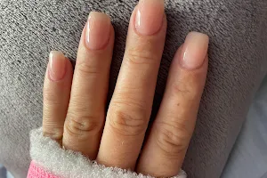 Luxus Nails image