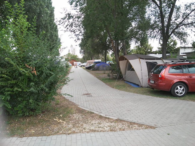Hozzászólások és értékelések az Tisza-parti Thermal Camping-ról