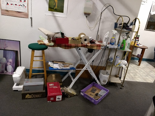 Tobacco Shop «Hot Spot Smoke Shop», reviews and photos, 10988 Combie Rd, Auburn, CA 95602, USA