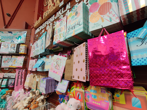 Florist «L O Florist Supplies», reviews and photos, 5205 NW 72nd Ave, Miami, FL 33166, USA