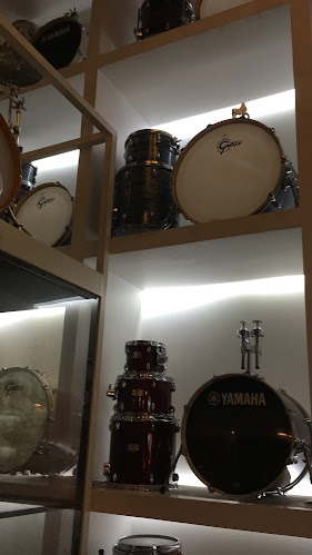 Opiniones de Drumdealer en Metropolitana de Santiago - Tienda de instrumentos musicales