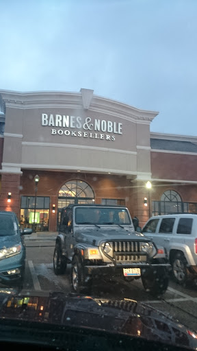 Book Store «Barnes & Noble», reviews and photos, 4015 Medina Rd, Akron, OH 44333, USA