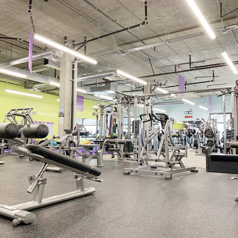anytime fitness, Powell River