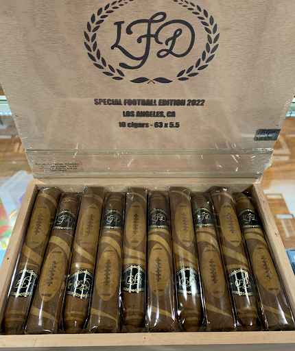 Cigar Shop «CIGAR CLUB», reviews and photos, 1407 Standiford Ave, Modesto, CA 95350, USA