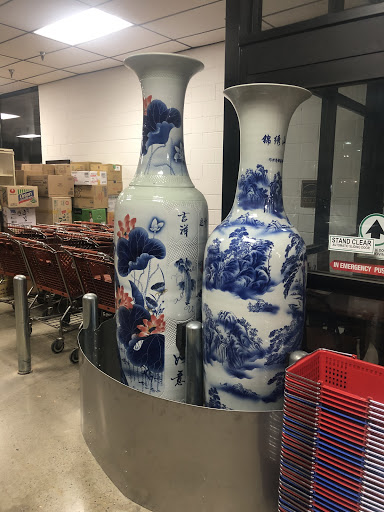 Asian Grocery Store «Oriental Food Value», reviews and photos, 8303 SE Insley St, Portland, OR 97266, USA