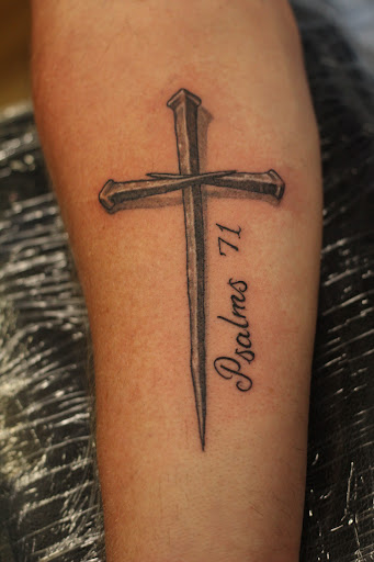 Explore boyfriend and girlfriend tattoo ideas, creative tattoo ideas in Homosassa, available at Citrus Tattoos
