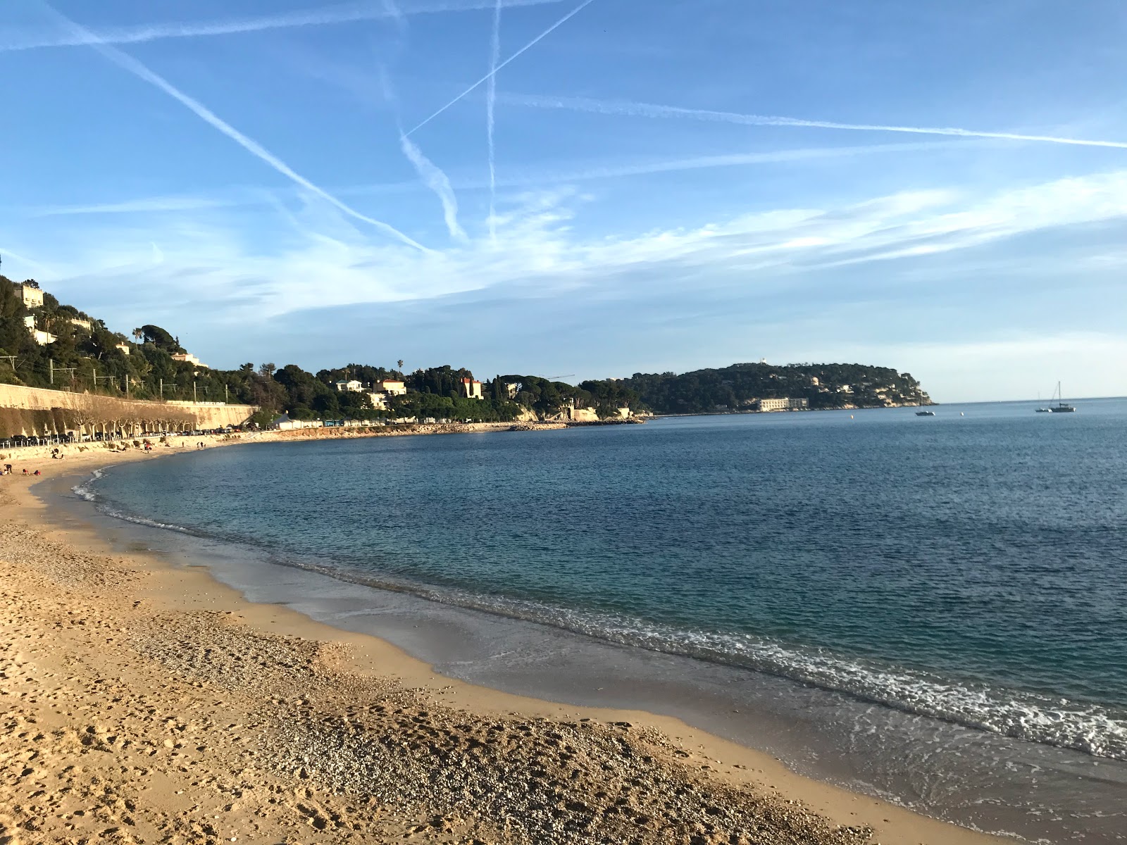 Fotografie cu Plaja Villefranche-sur-Mer și peisajul său frumos