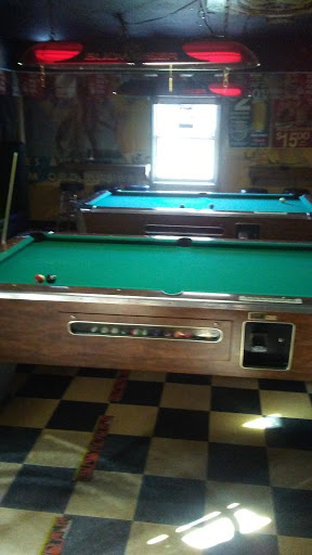 Liquor Store «Flight 747 Liquor Store & Lounge Bar», reviews and photos, 1500 Airport Rd, Jacksonville, FL 32218, USA