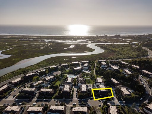 Arc Realty image
