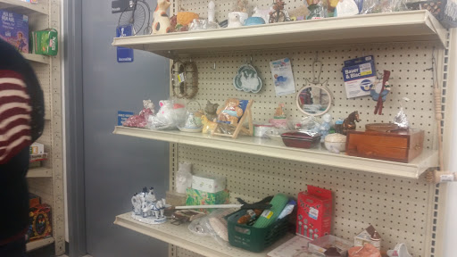 Thrift Store «CommunityAid Thrift Store & Donation Center», reviews and photos, 4833 Carlisle Pike, Mechanicsburg, PA 17050, USA