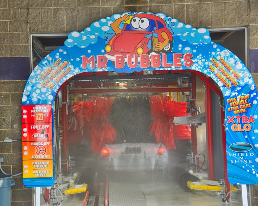 Mr. Bubbles Carwash en West Point