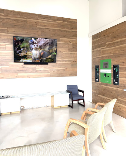 Dry Cleaner «OASIS/ DRY CLEANER & LAUNDROMAT», reviews and photos, 84 N Grant Ave, American Fork, UT 84003, USA