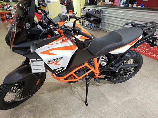 Motorcycle Dealer «Commonwealth Motorcycles», reviews and photos, 625 E Jefferson St, Louisville, KY 40202, USA