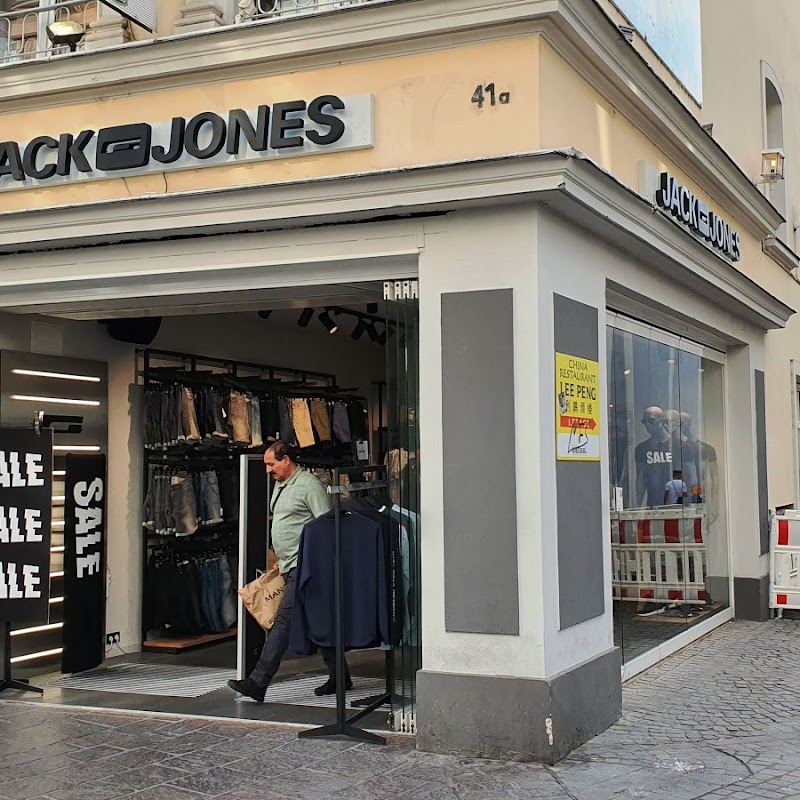 JACK & JONES