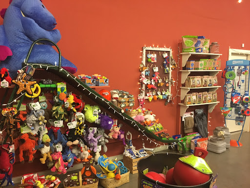 Pet Supply Store «Wags & Whiskers - West Nashville», reviews and photos, 3731 Charlotte Ave, Nashville, TN 37209, USA
