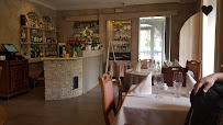 Atmosphère du Restaurant Les Rives du Doubs à Dampjoux - n°3