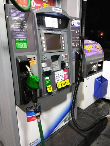 Gas Station «Chevron», reviews and photos, 185 N Mountain Ave, Upland, CA 91786, USA