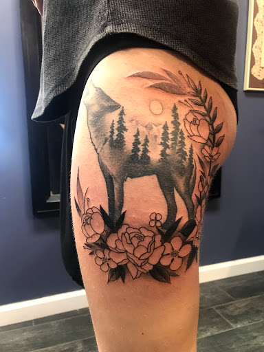 Explore small lana del rey tattoo ideas, creative tattoo ideas in Sterling Heights, available at Needlework Tattoo Co.