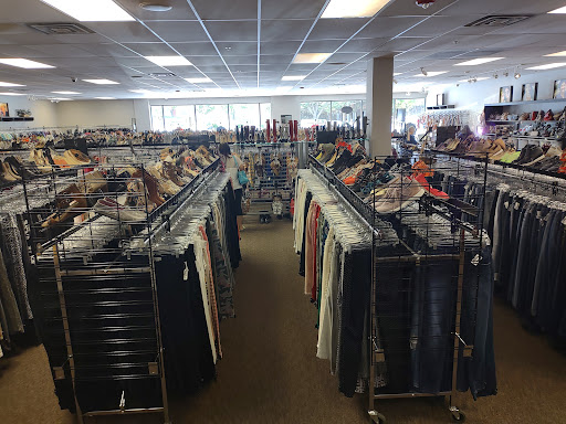 Used Clothing Store «Clothes Mentor», reviews and photos, 2890 Craig Dr #130, McKinney, TX 75070, USA